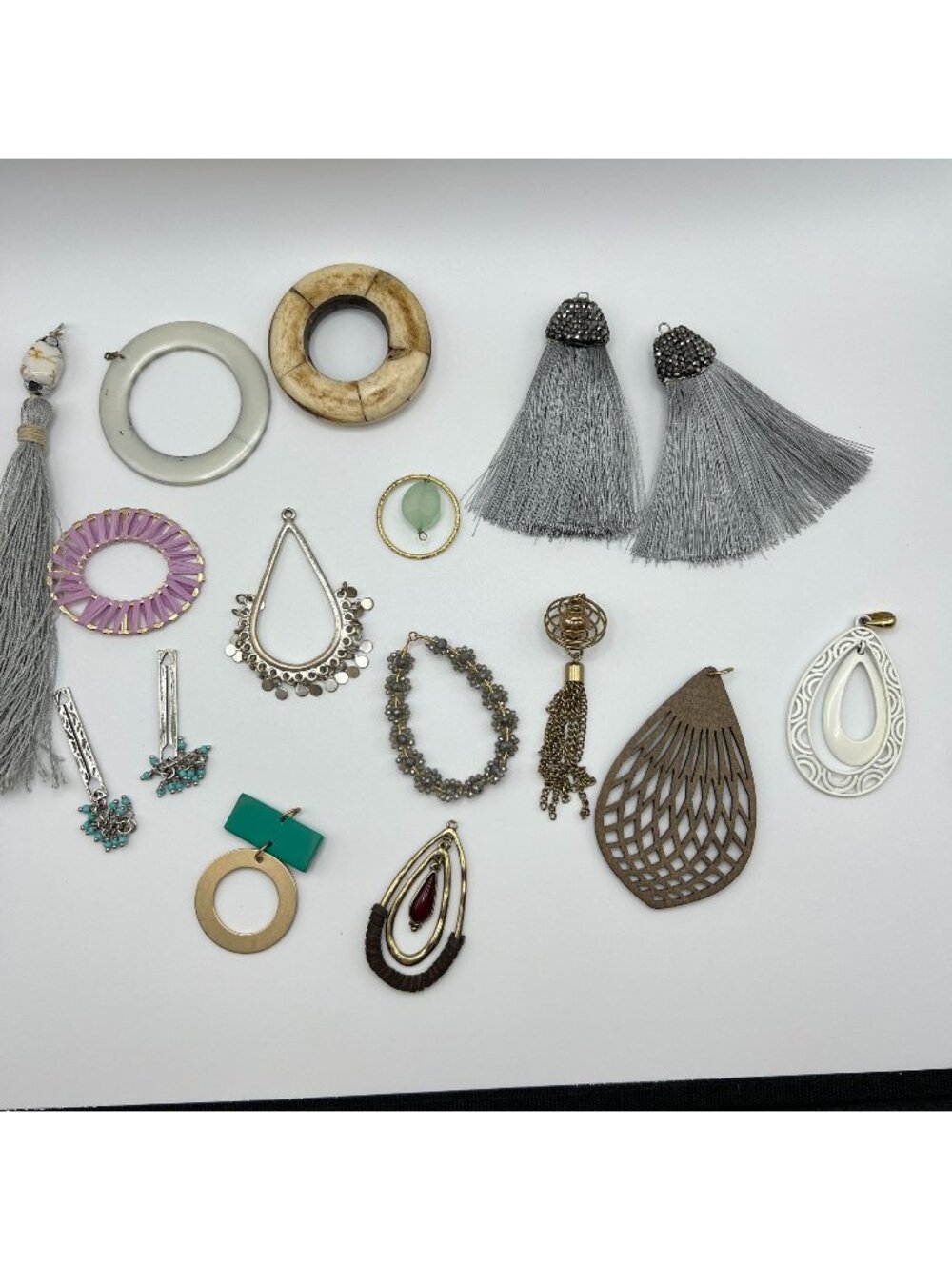 Mixed Lot Of Bohemian & Modern Assorted Earrings Pendants & Jewelry Pieces For C